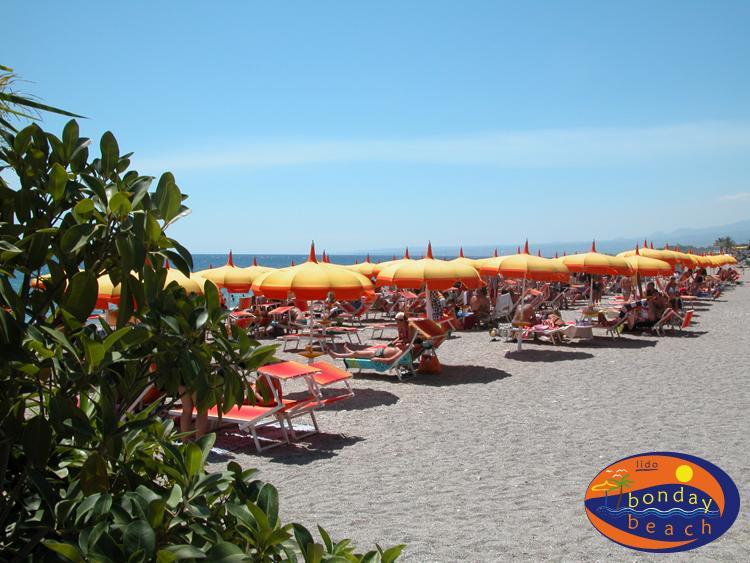 Holiday Sun Lodge Appartamento Vacanze Giardini Naxos Bagian luar foto